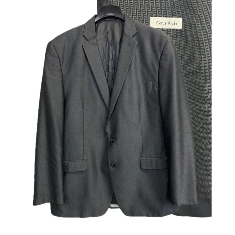 Calvin Klein Men's 46L Sport Coat Blazer Two Button Grey Herringbone Poly Blend‎